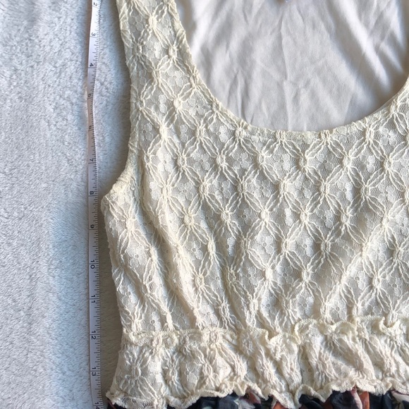 Dress with floral bottom - Picture 10 of 12